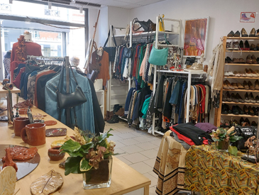 Soutien à la boutique solidaire Terre d'Arcs en Ciel