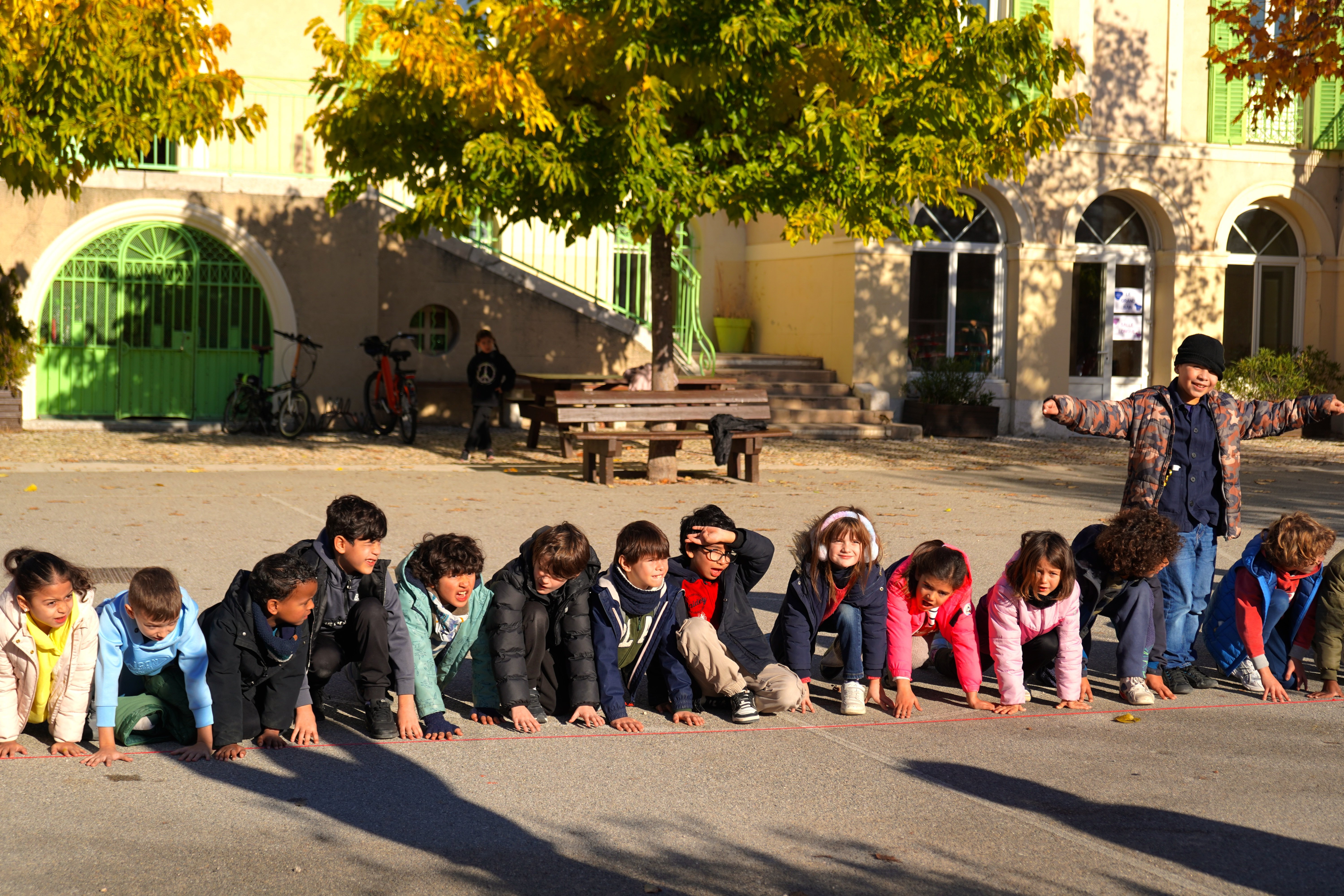 Accompagner une rencontre de classes primaires, en mixité sociale
